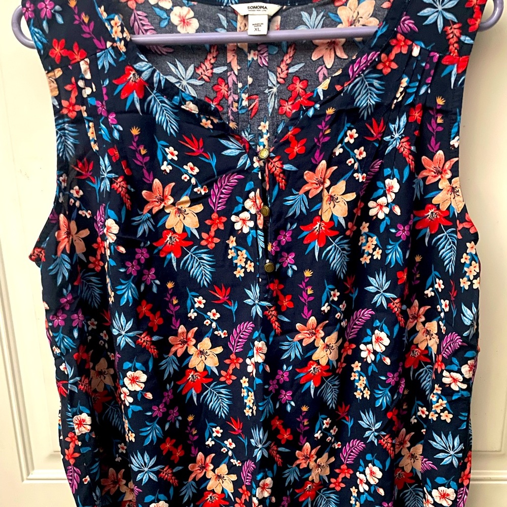 Dressy Floral Print tank top